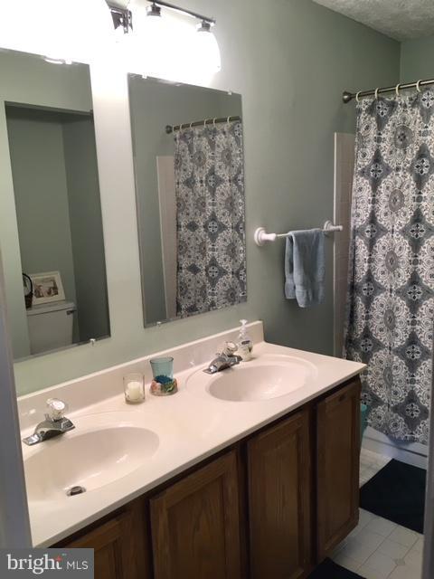 427 Rambler Road Bel Air, MD 21015 - Photo 22 of 30 Upper Level Hall Bath