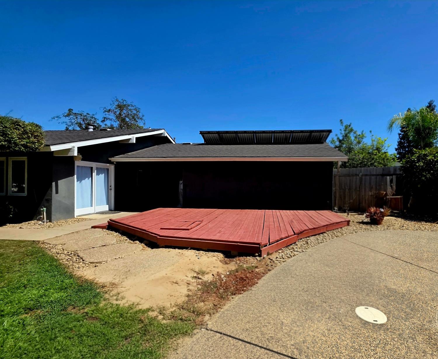 2214 Holt Avenue Sanger, CA 93657 - Photo 49 of 54