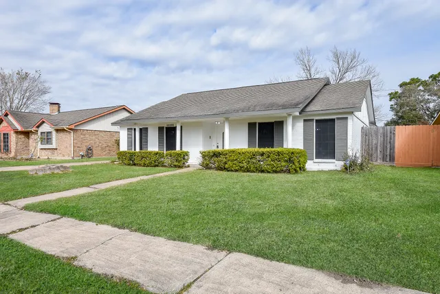 $1,800 | 11623 Kirkhollow Drive, Houston, TX 77089