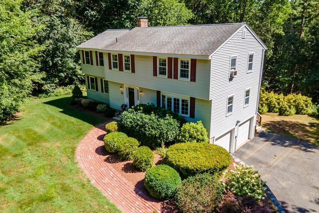 9 Pikes Hill Road Sterling, MA 01564 - Photo 1 of 42 Gallery Image 1