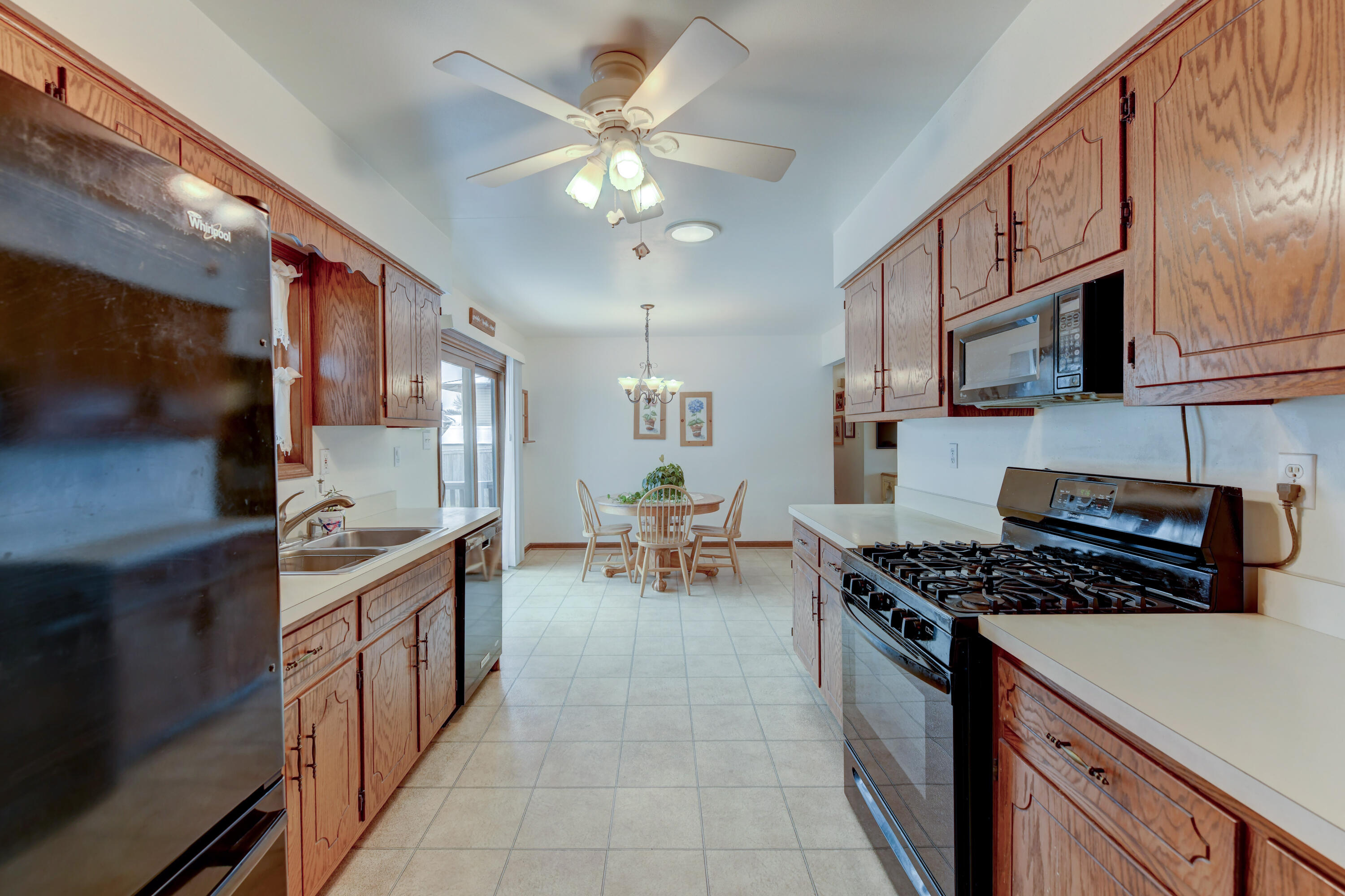 2545 Fossil Stone Road Dyer, IN 46311 - Photo 7 of 25 3000x2000