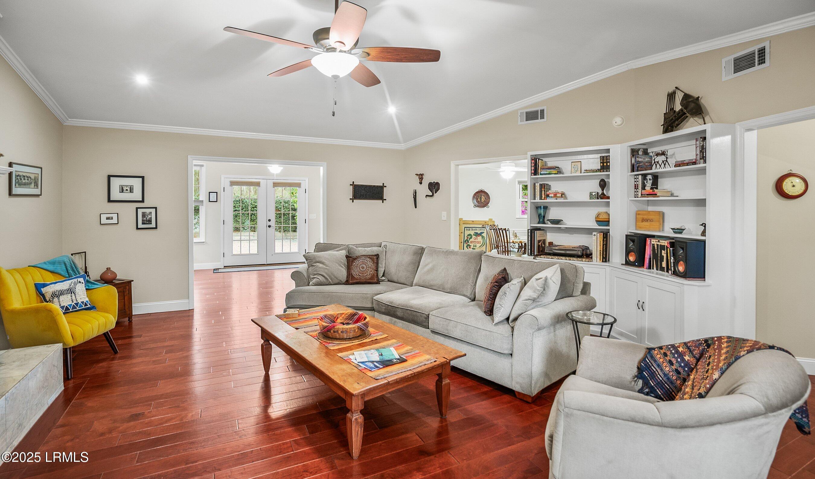 202 Brickyard Point Road South Beaufort, SC 29907 - Photo 19 of 72 DSC03163-50.jpg-SMALL