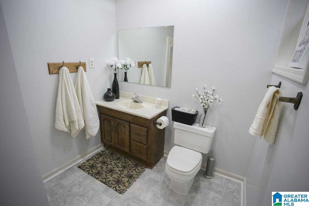 3566 Mill Springs Road Birmingham, AL 35223 - Photo 38 of 47