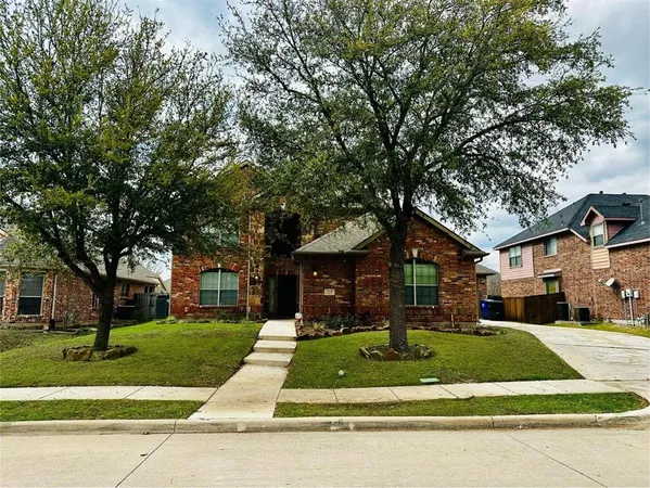 $4,400 | 213 Fox Hollow Boulevard, Forney, TX 75126