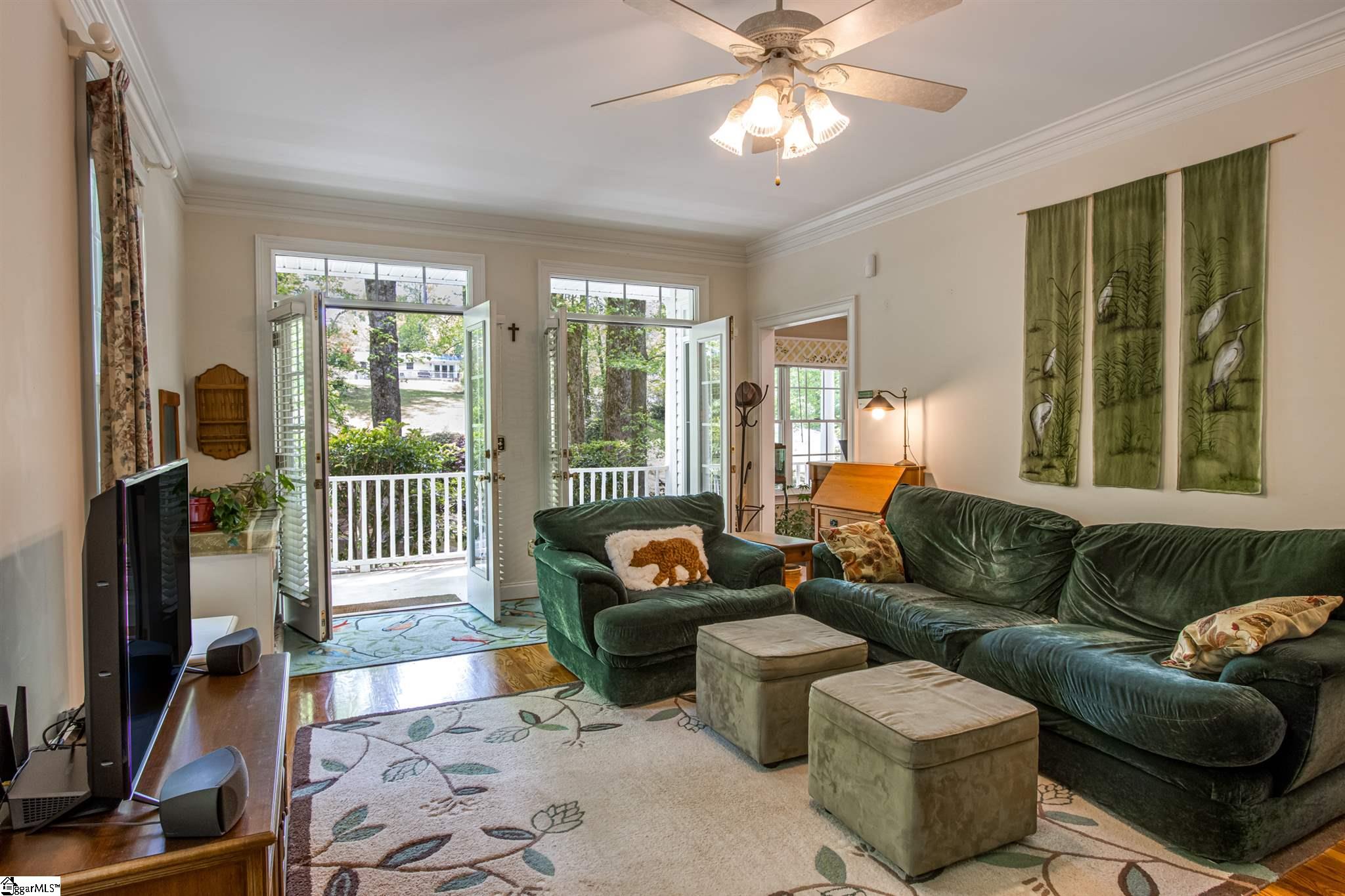 12 State Rd S-23-608 Greenville, SC 29609 - Photo 2 of 36