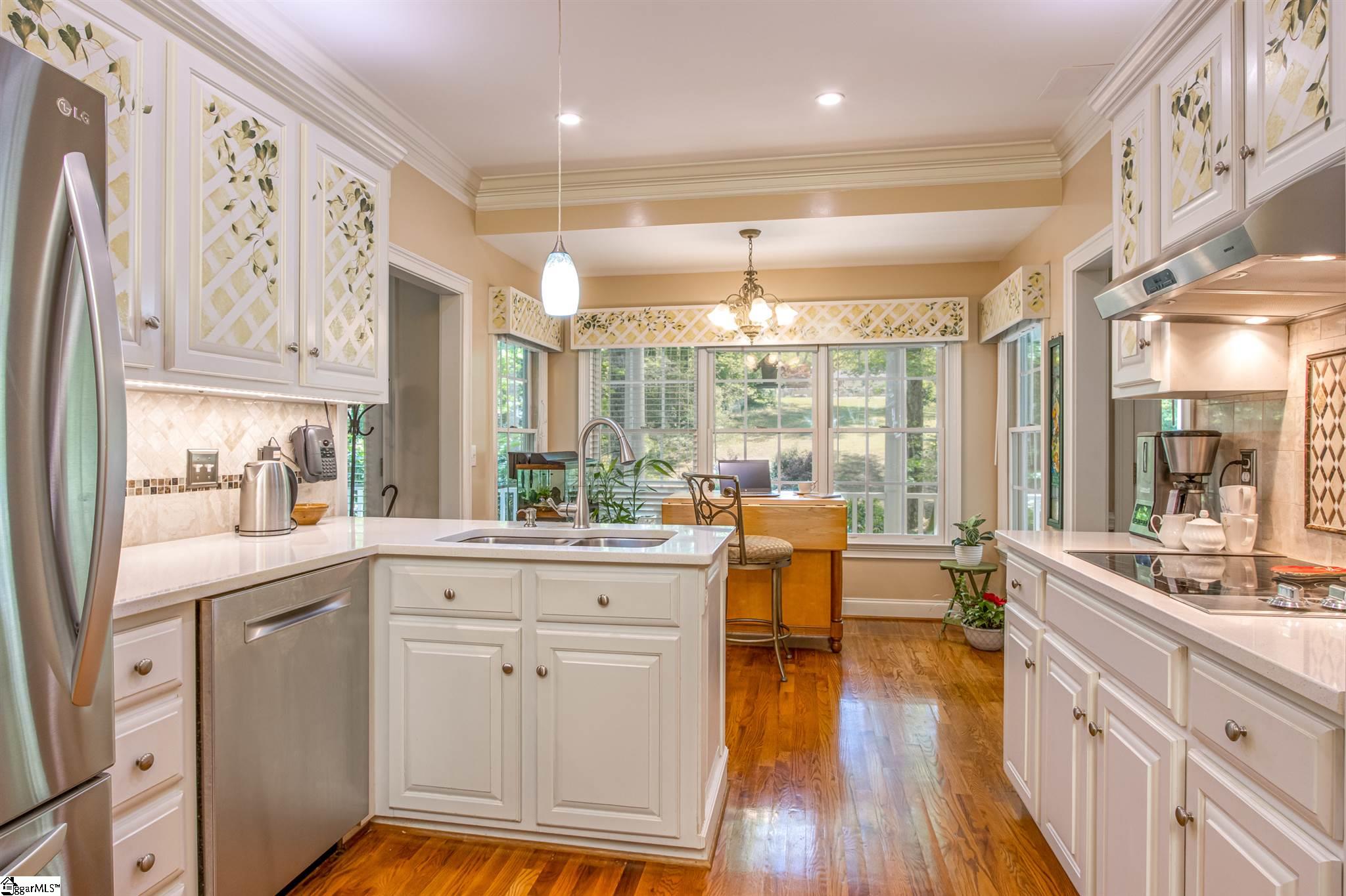 12 State Rd S-23-608 Greenville, SC 29609 - Photo 11 of 36