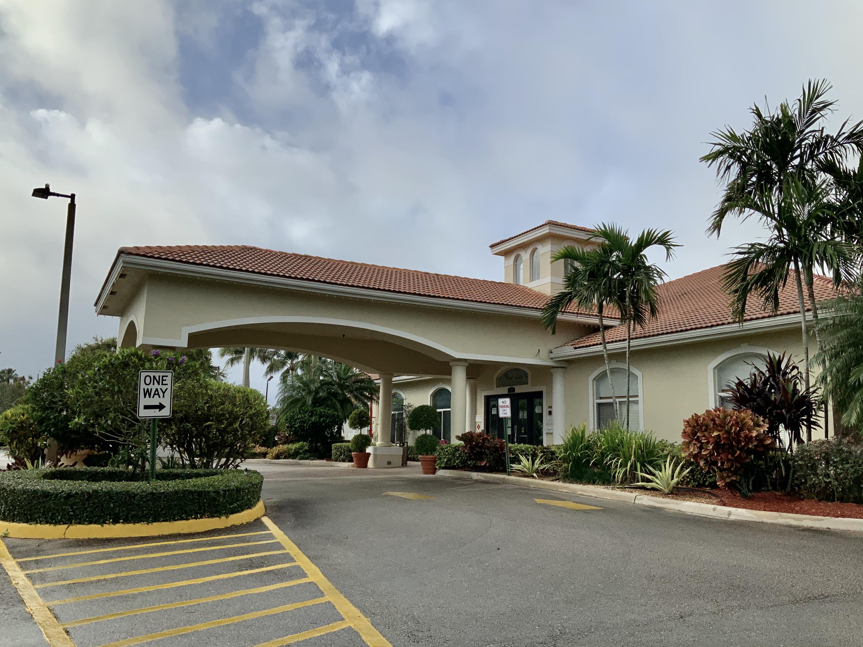 6107 Caladium Road Delray Beach, FL 33484 - Photo 18 of 20 906B7B35-4329-44DC-8BC0-8D8E7C4DD0BE_1_2