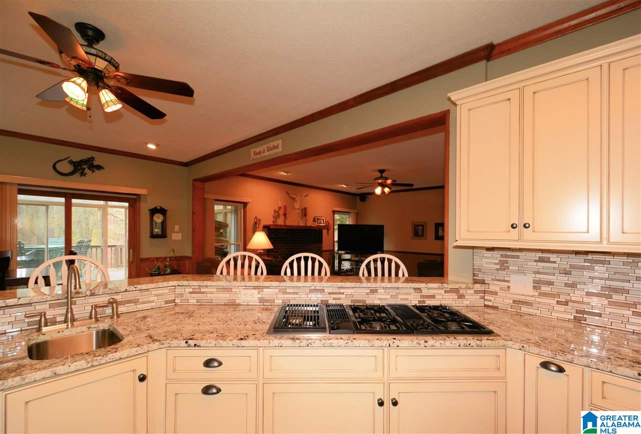 41 Foxfire Circle Pelham, AL 35124 - Photo 12 of 42