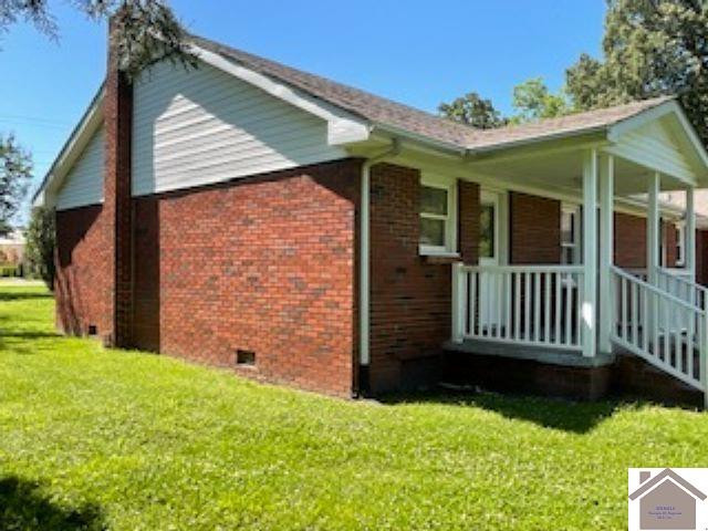 4206 Schneidman Road Paducah, KY 42003 - Photo 18 of 32 Side view of home