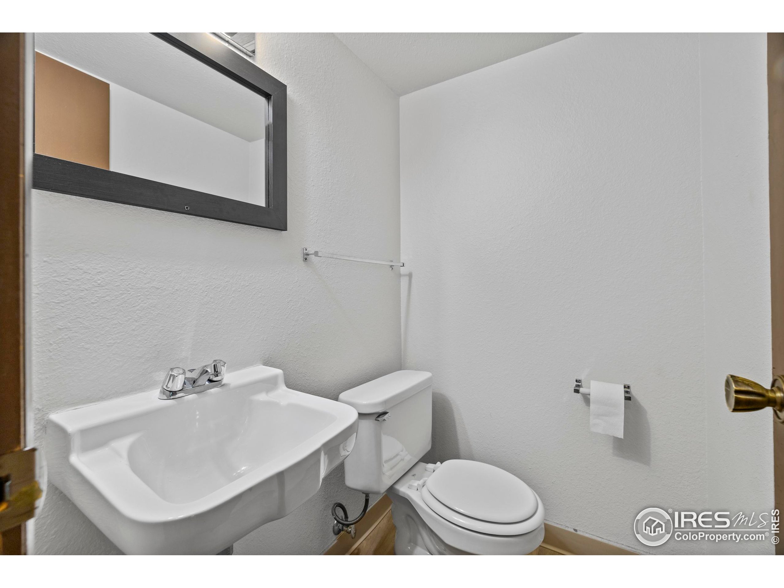 1705 Heatheridge Road, Unit 104 Fort Collins, CO 80526 - Photo 13 of 28