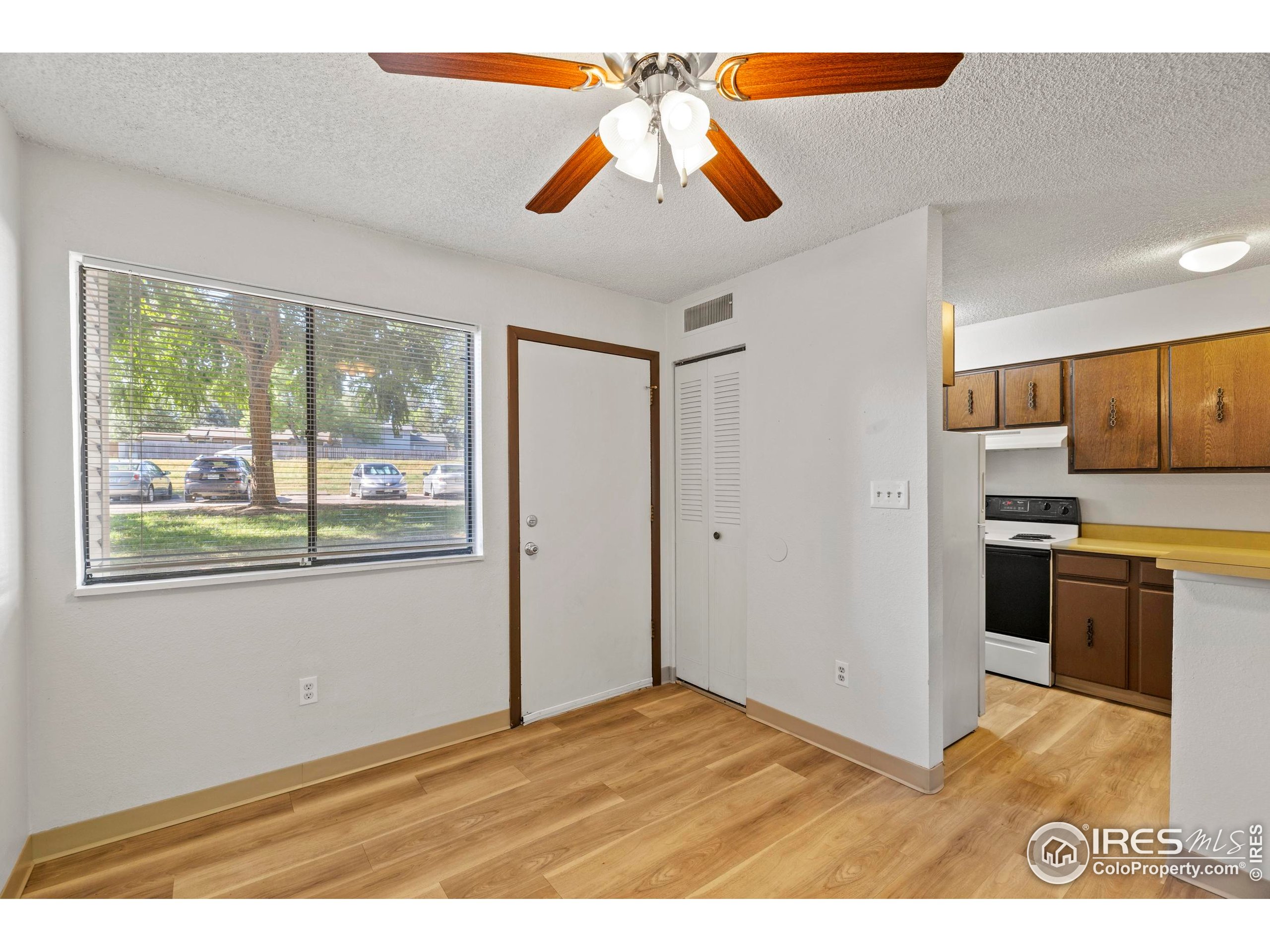 1705 Heatheridge Road, Unit 104 Fort Collins, CO 80526 - Photo 4 of 28