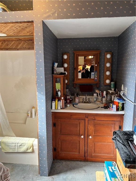 6599 Lakeshore Road Cicero, NY 13039 - Photo 14 of 29 BATHROOM