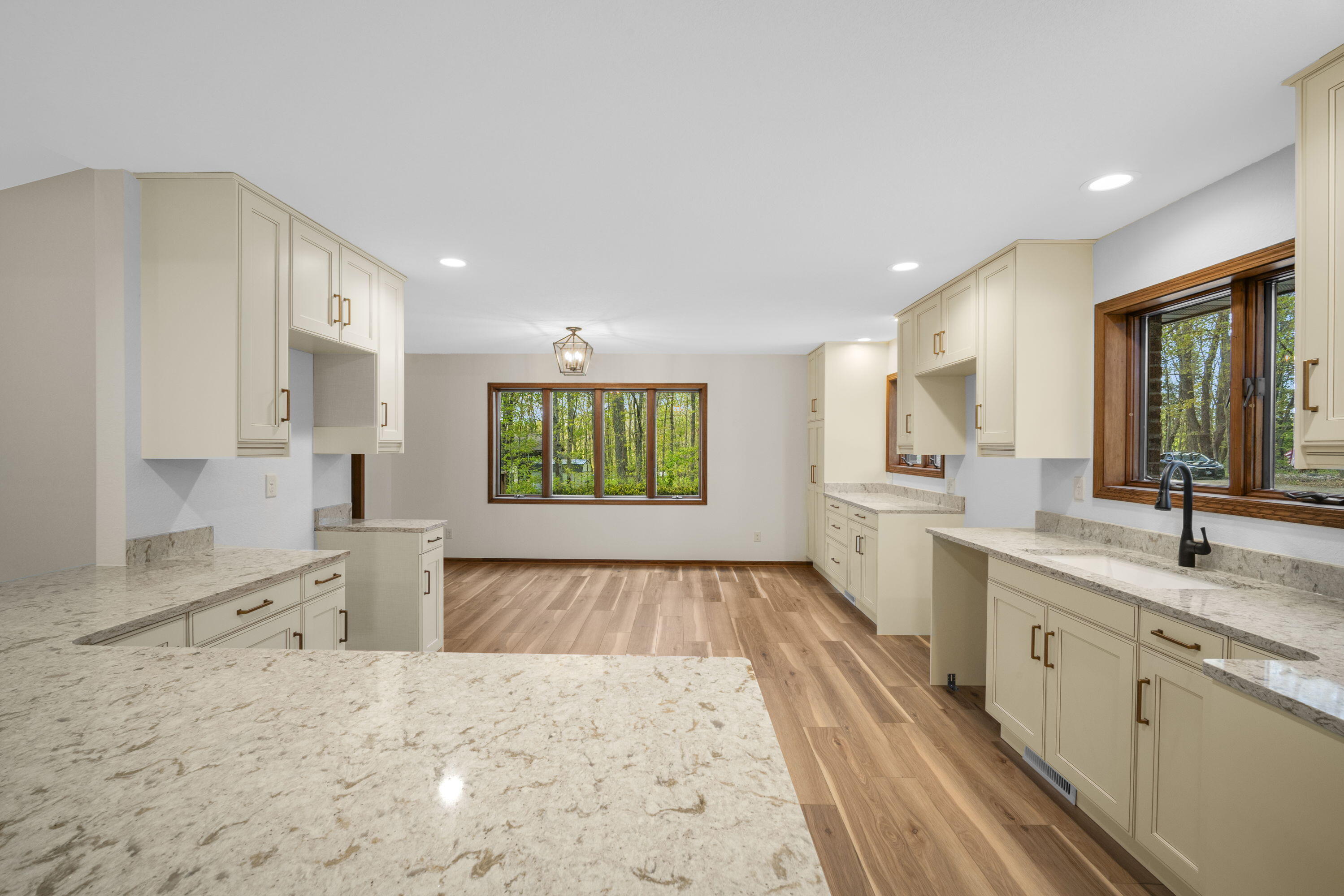 3830 Ridge Road Kewaskum, WI 53040 - Photo 2 of 37 KITCHEN - 2