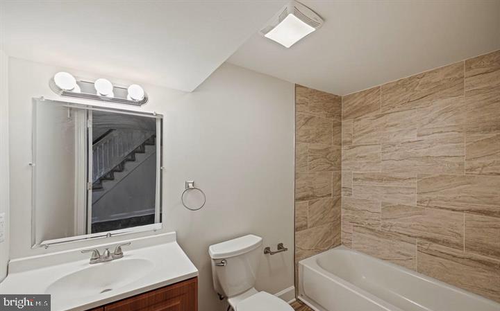 4269 Sheldon Avenue Baltimore, MD 21206 - Photo 20 of 29