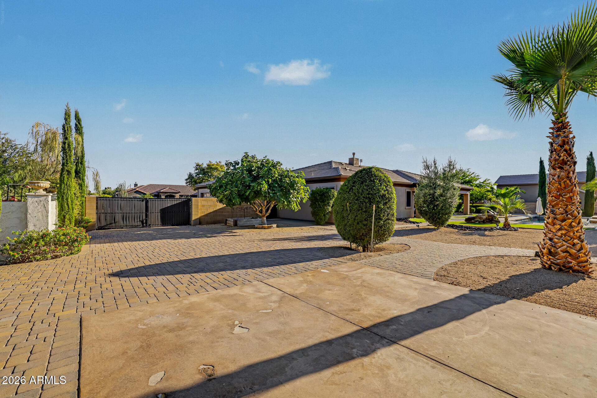 806 West Desert Ranch Road Phoenix, AZ 85086 - Photo 63 of 98 81 - Desert Ranch