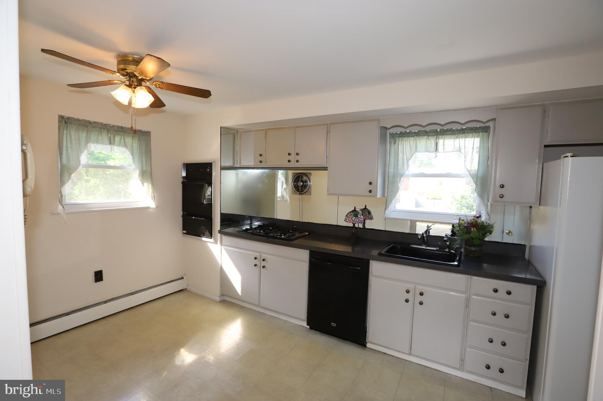 719 Dean Street Ridley Park, PA 19078 - Photo 13 of 25 Gallery Image 13