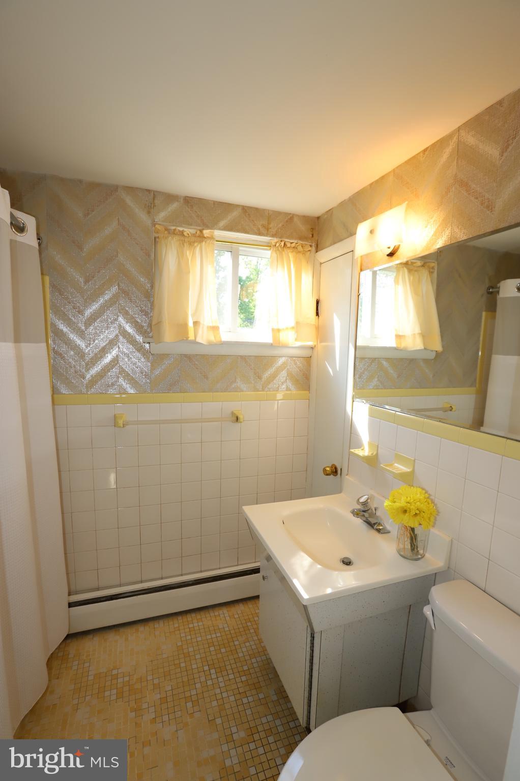 719 Dean Street Ridley Park, PA 19078 - Photo 19 of 25 Gallery Image 19