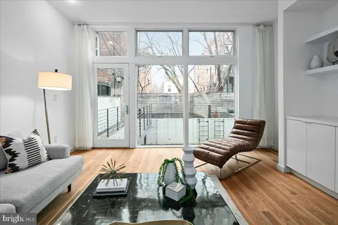 $1,100,000 | 1541 6th Street Northwest, Unit 1, Washington, DC 20001