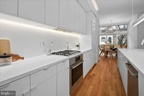 $1,100,000 | 1541 6th Street Northwest, Unit 1, Washington, DC 20001