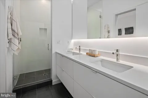 $1,100,000 | 1541 6th Street Northwest, Unit 1, Washington, DC 20001