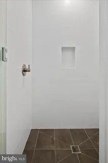 $1,100,000 | 1541 6th Street Northwest, Unit 1, Washington, DC 20001