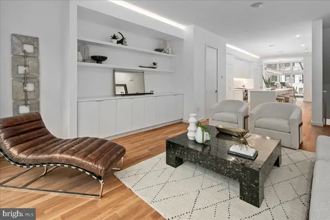 $1,100,000 | 1541 6th Street Northwest, Unit 1, Washington, DC 20001