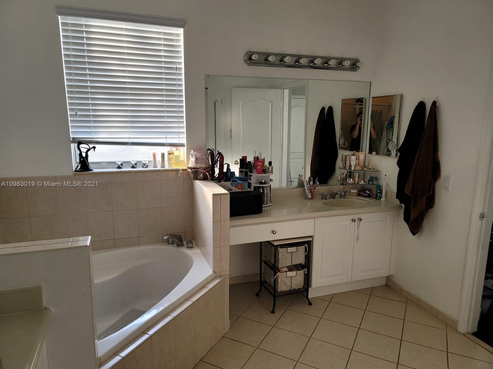 856 Southwest 154th Path, Unit 856 Miami, FL 33194 - Photo 3 of 26 Gallery Image 3