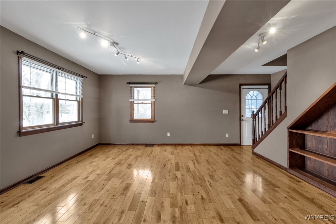 219 Stahl Road Amherst, NY 14068 - Photo 7 of 50