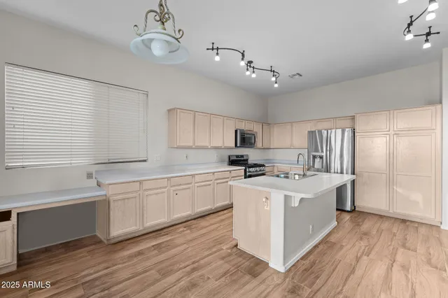 $734,000 | 25830 North 40th Place, Phoenix, AZ 85050