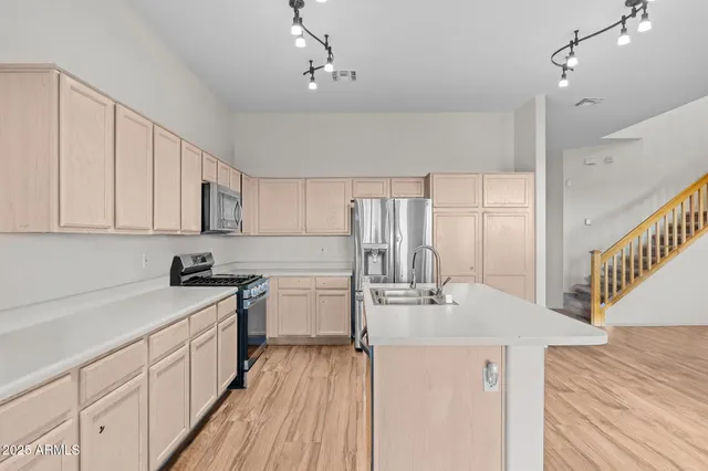 $734,000 | 25830 North 40th Place, Phoenix, AZ 85050