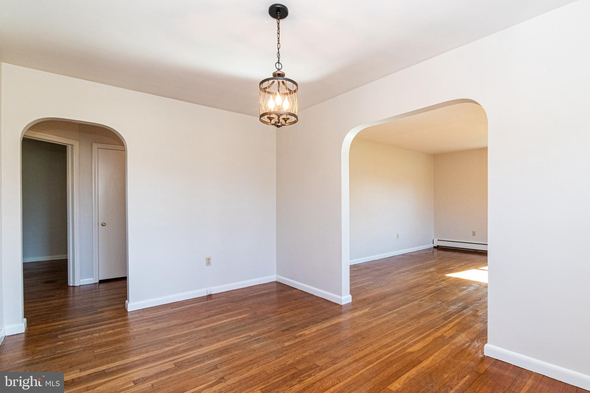 4317 Hampshire Road Hampstead, MD 21074 - Photo 11 of 34