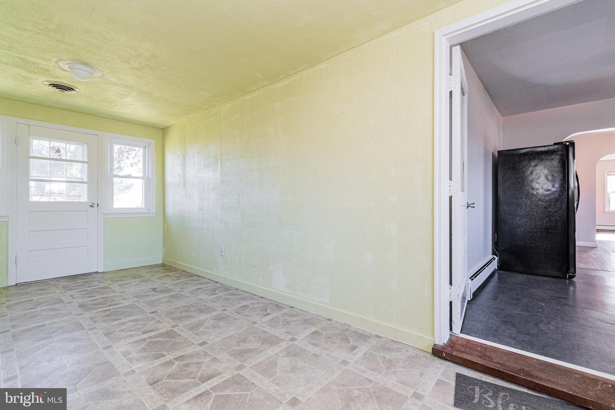 4317 Hampshire Road Hampstead, MD 21074 - Photo 27 of 34