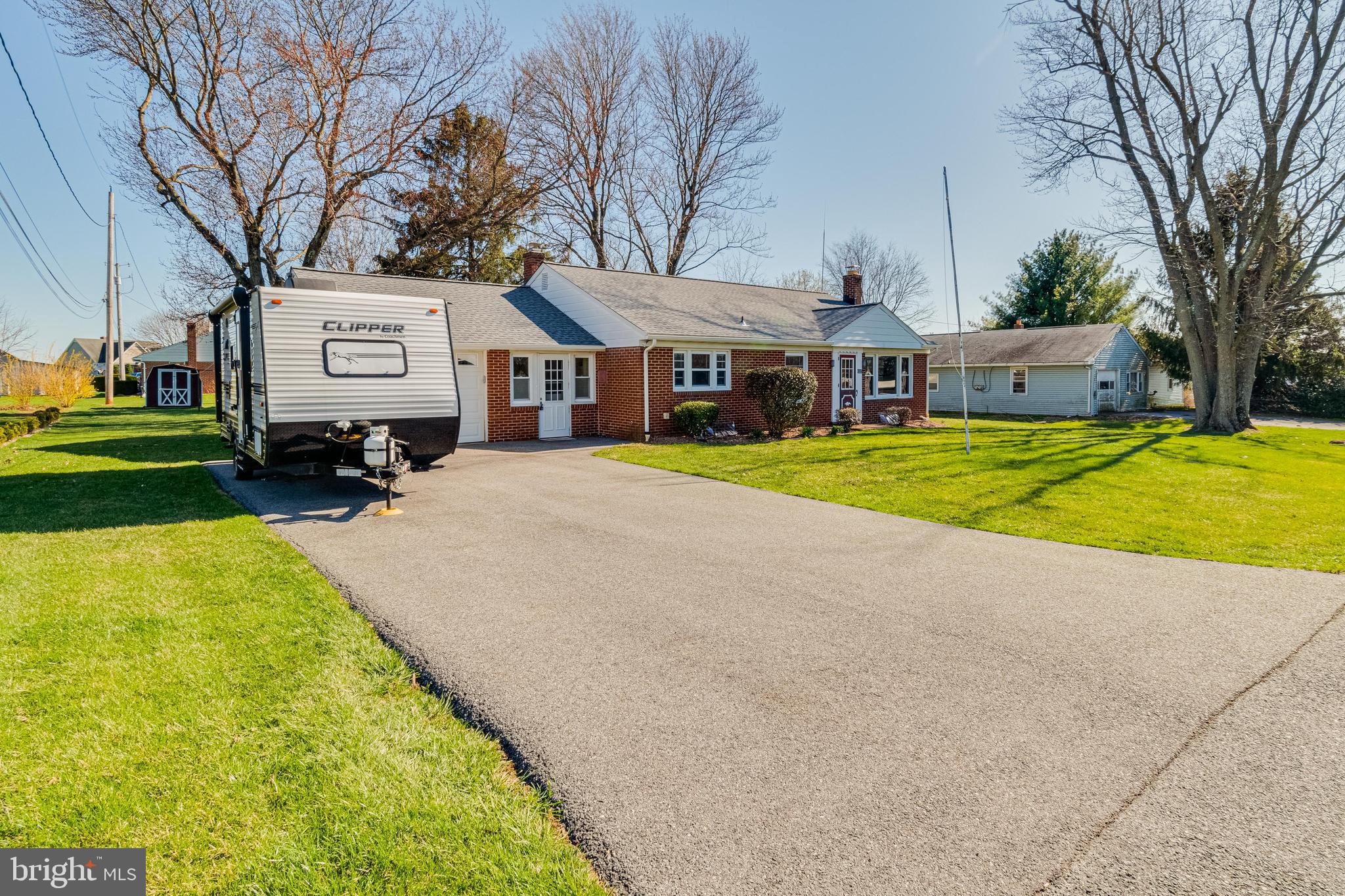 4317 Hampshire Road Hampstead, MD 21074 - Photo 4 of 34