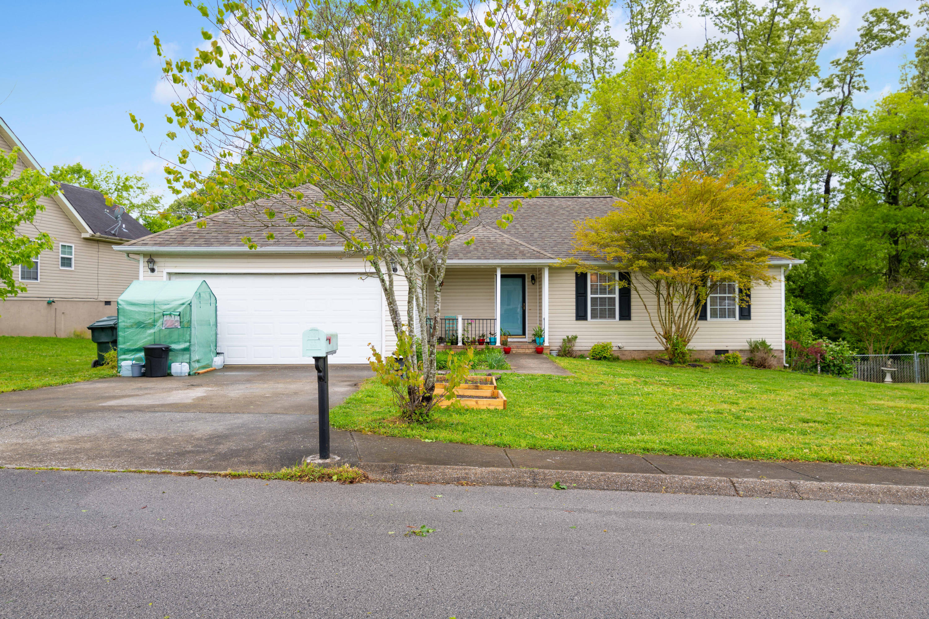 160 Chestnut Ridge Road Ringgold, GA 30736 - Photo 2 of 27 D85_4238