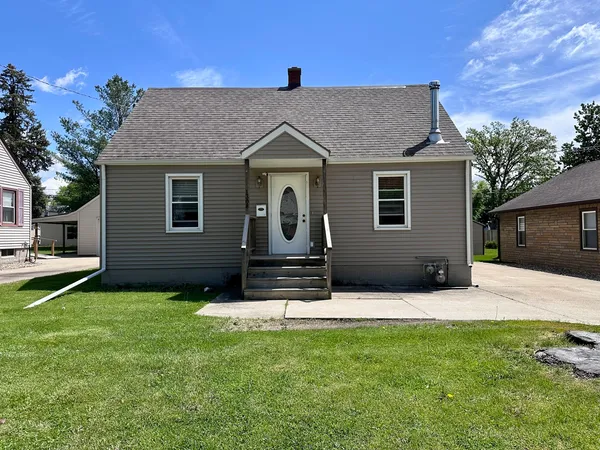 $139,900 | 1308 11th Avenue, Sterling, IL 61081