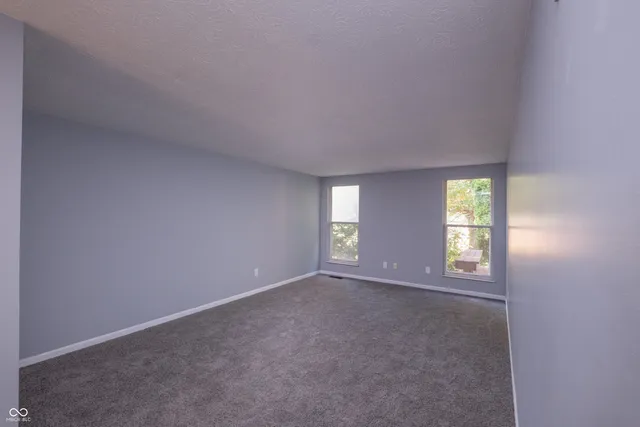 $369,900 | 9362 Helmsdale Drive, Indianapolis, IN 46256