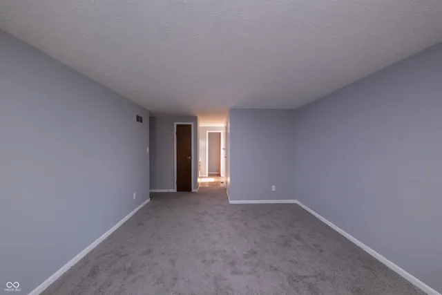 $369,900 | 9362 Helmsdale Drive, Indianapolis, IN 46256