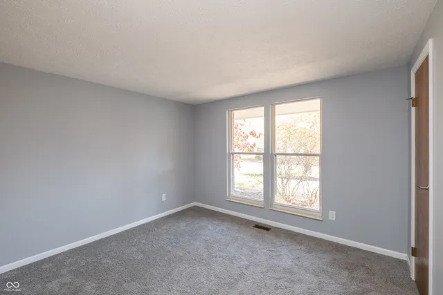 $369,900 | 9362 Helmsdale Drive, Indianapolis, IN 46256