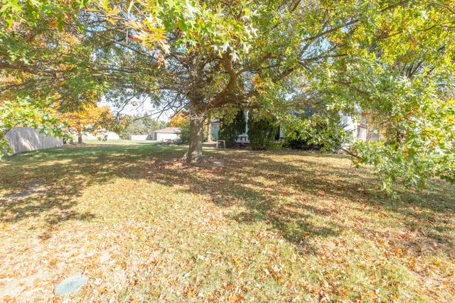 $369,900 | 9362 Helmsdale Drive, Indianapolis, IN 46256