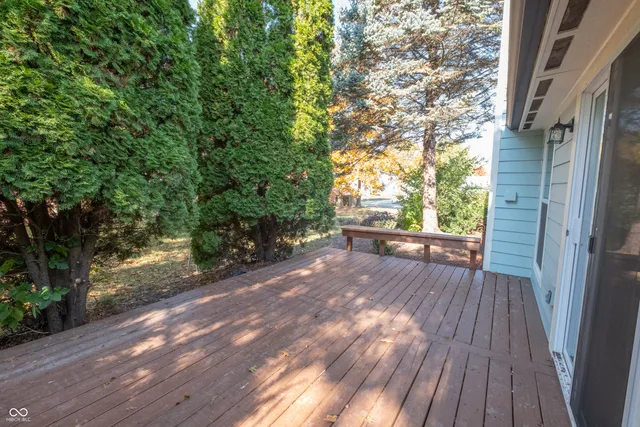 $369,900 | 9362 Helmsdale Drive, Indianapolis, IN 46256