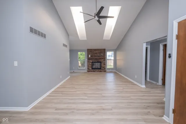 $369,900 | 9362 Helmsdale Drive, Indianapolis, IN 46256