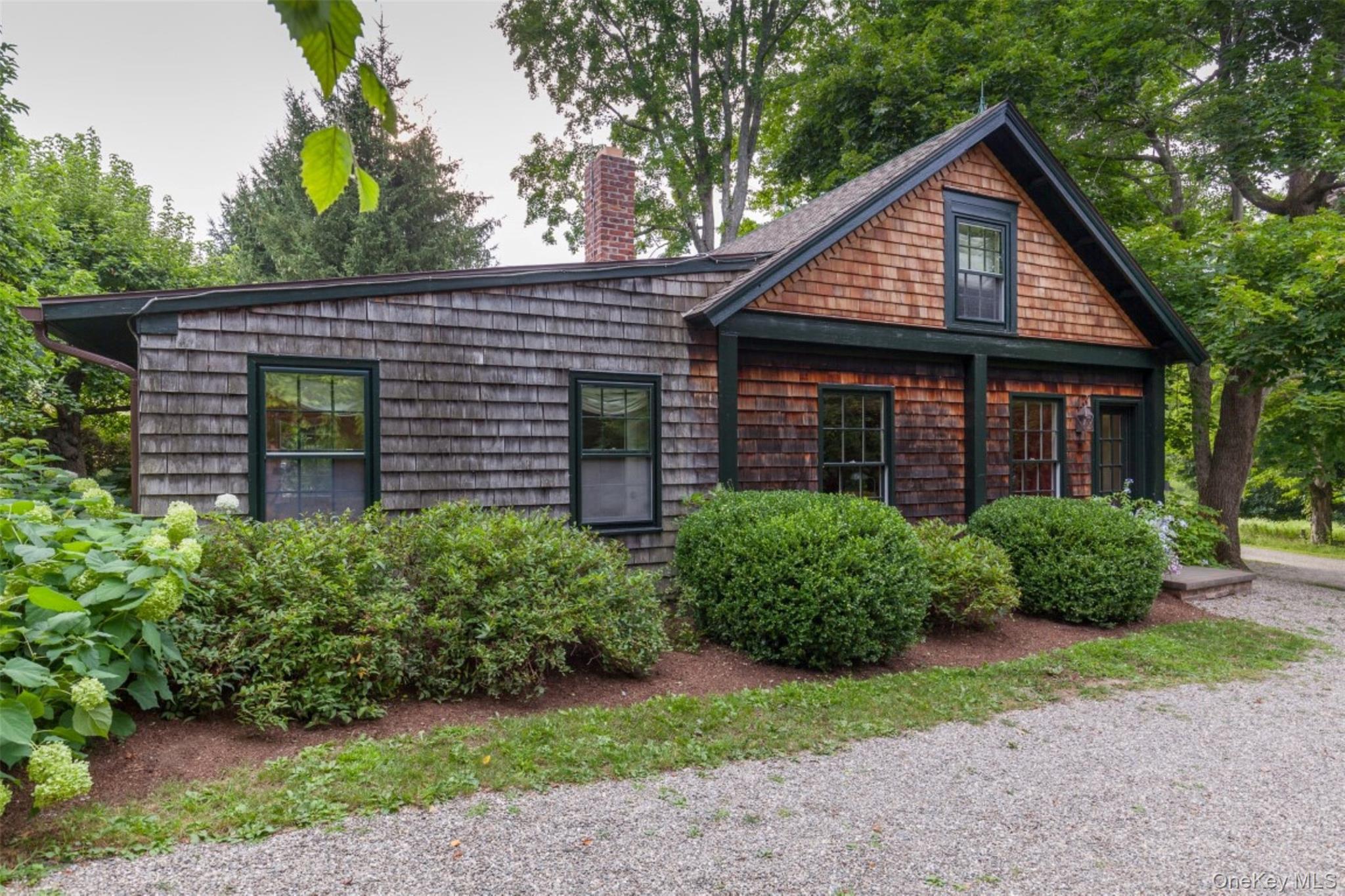 8 Old Killearn Road Millbrook, NY 12545 - Photo 25 of 29 a front view of a house with garden