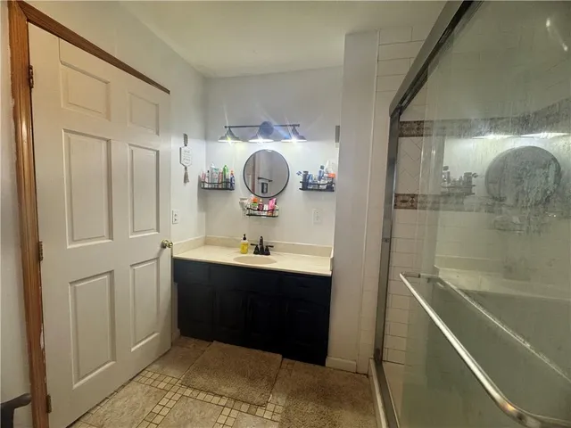 $585,000 | 2511 Northeast County Road 13514, Adrian, MO 64720