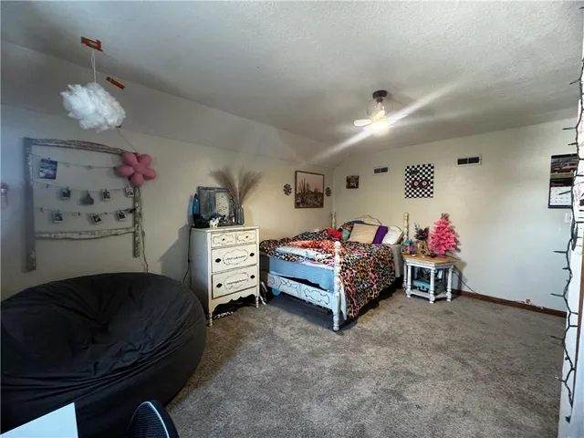 $585,000 | 2511 Northeast County Road 13514, Adrian, MO 64720