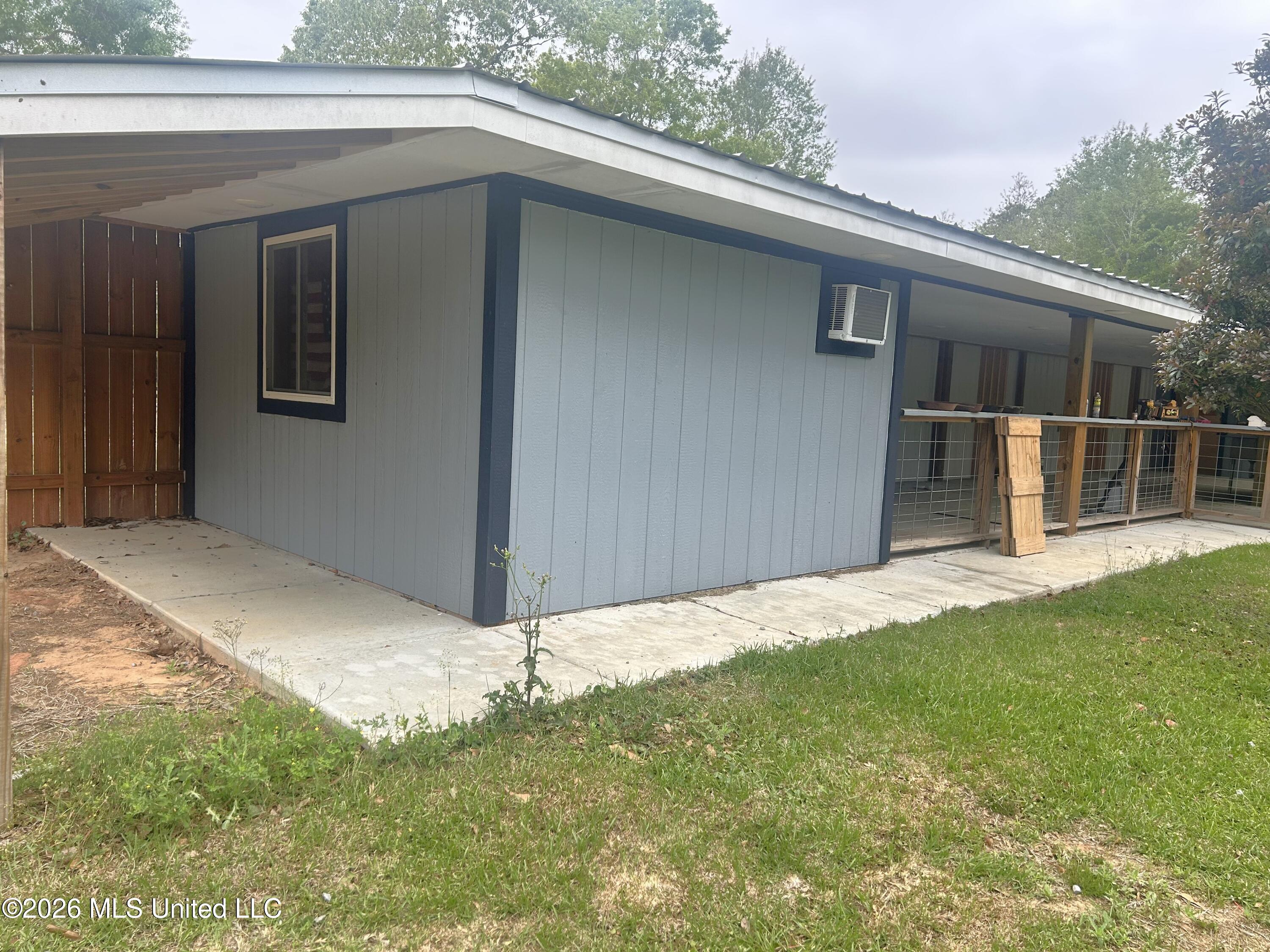 18144 Shaw Road Saucier, MS 39574 - Photo 16 of 26 room