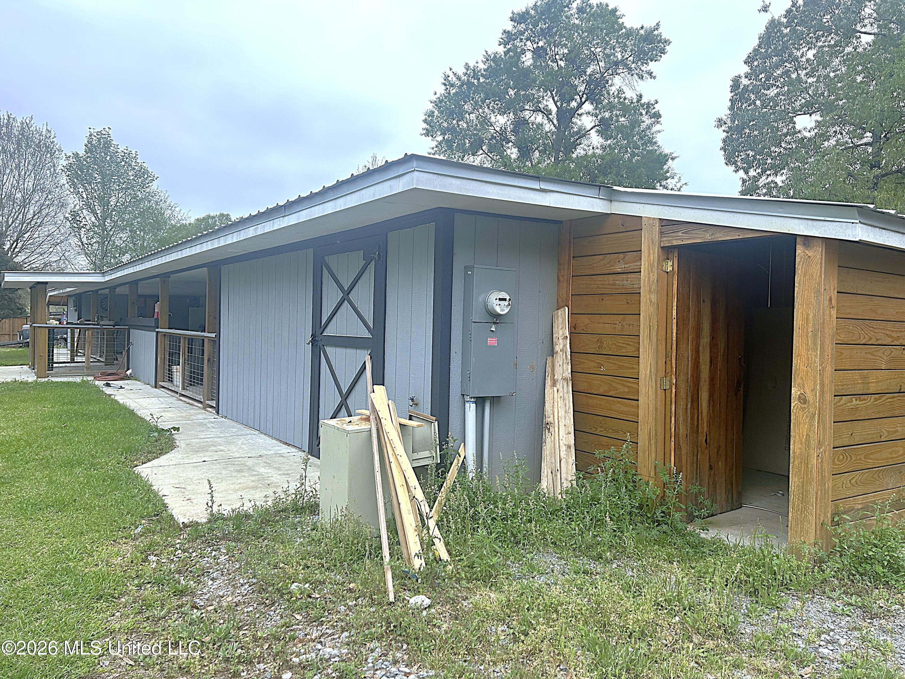 18144 Shaw Road Saucier, MS 39574 - Photo 17 of 26 outdoor shower