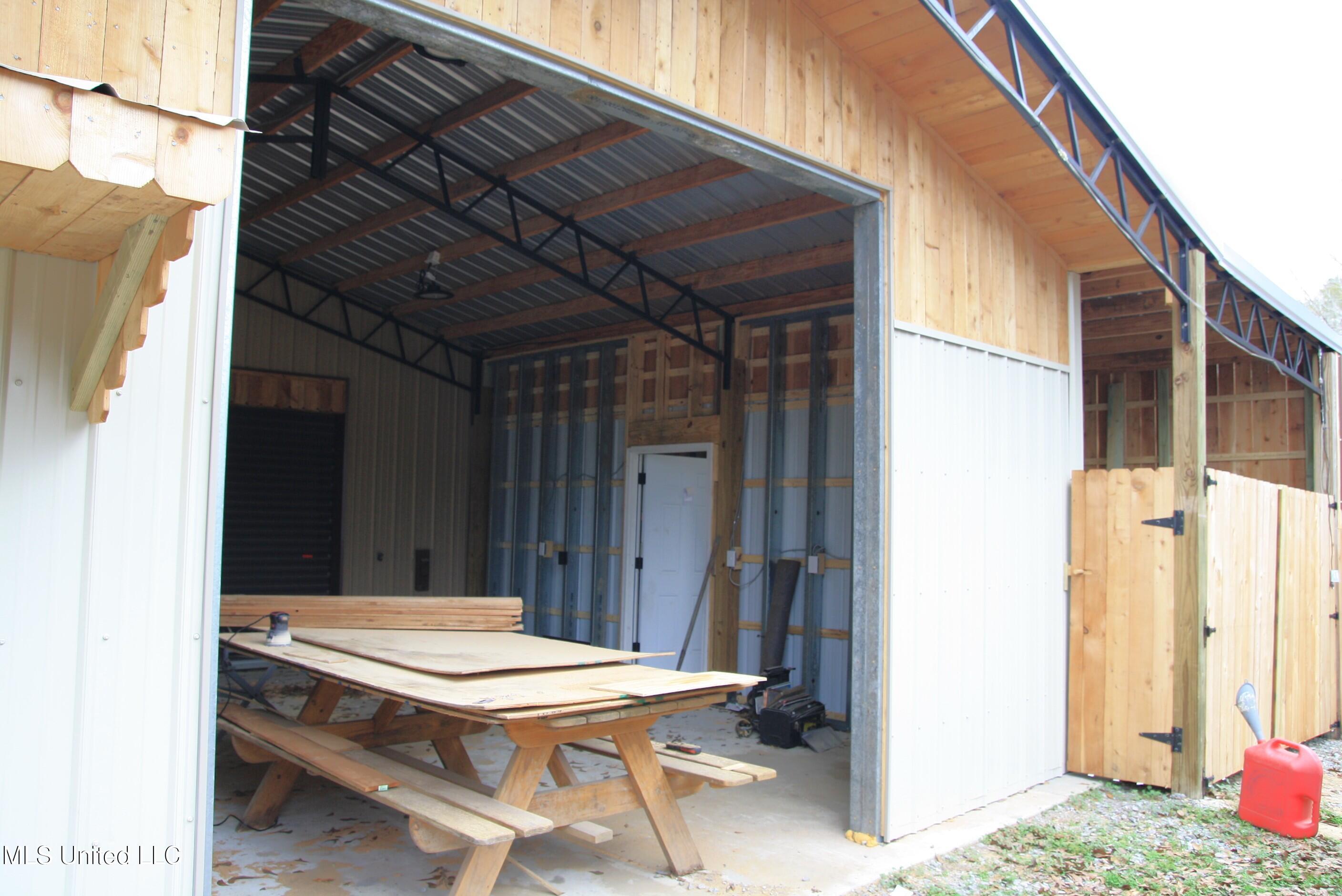 18144 Shaw Road Saucier, MS 39574 - Photo 9 of 15 Shop 3