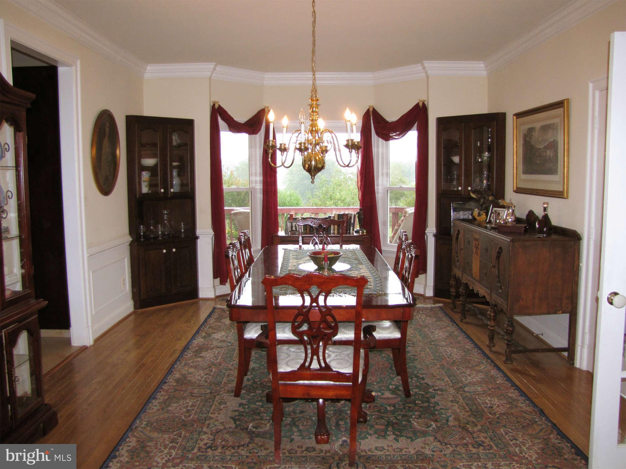 4003 Zulla Road The Plains, VA 20198 - Photo 3 of 30 Dining room
