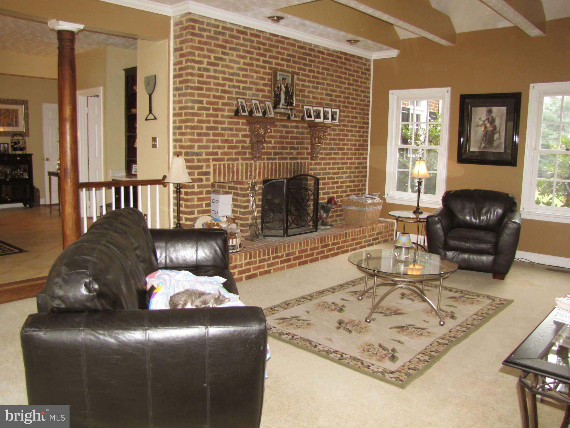 4003 Zulla Road The Plains, VA 20198 - Photo 6 of 30 Family Room