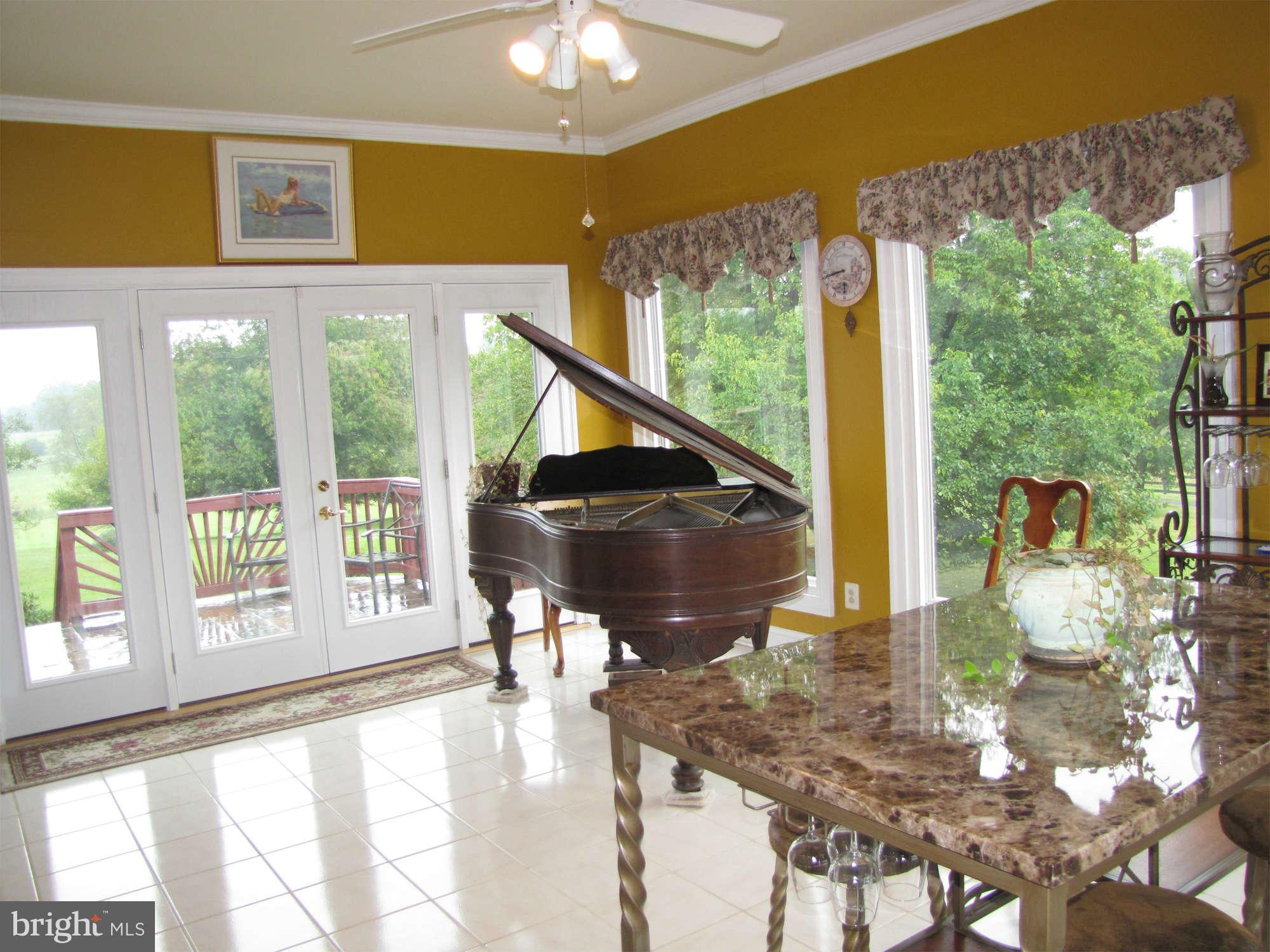 4003 Zulla Road The Plains, VA 20198 - Photo 8 of 30 Sunroom